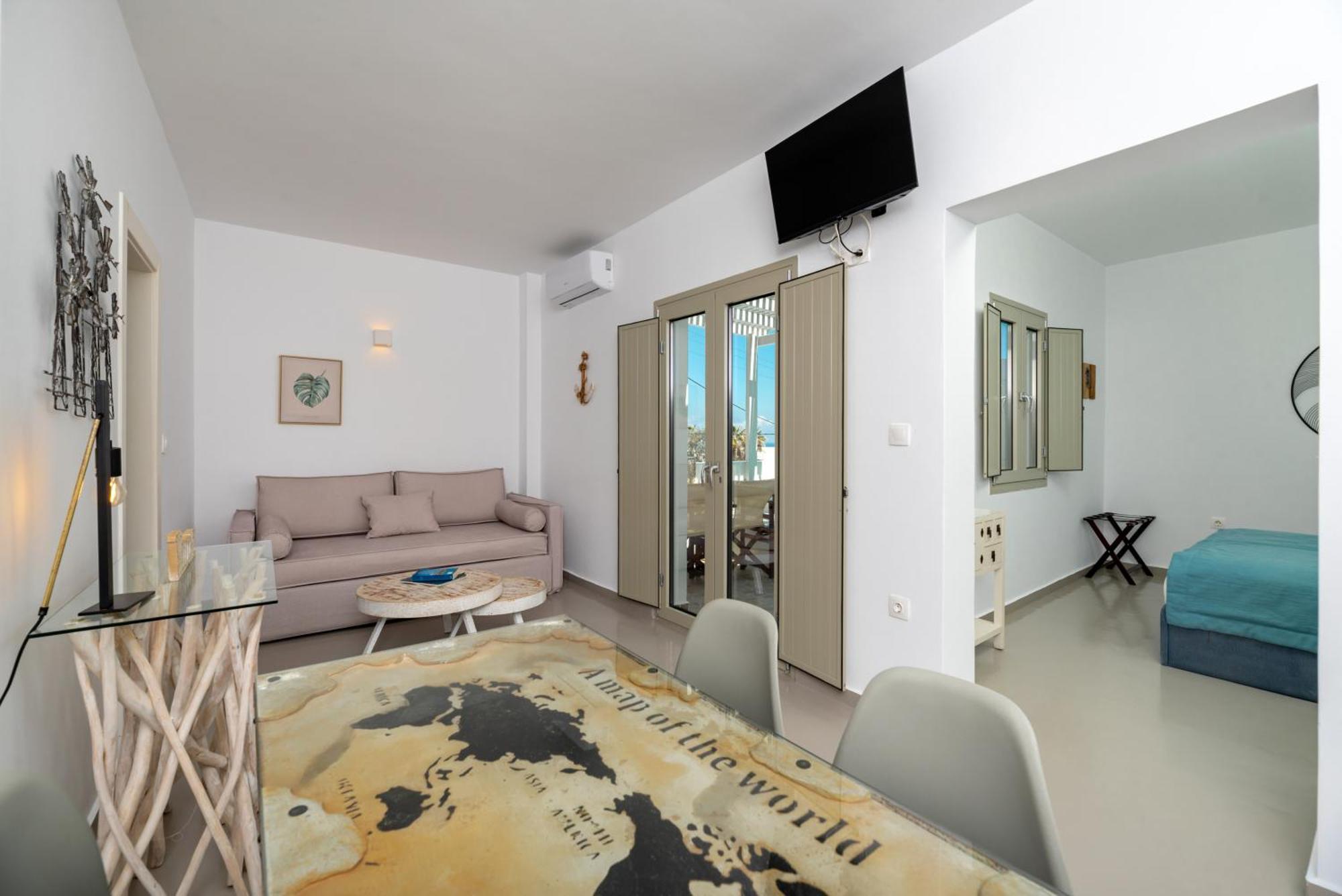 Aerenia Luxury Suites Karterados  Dış mekan fotoğraf
