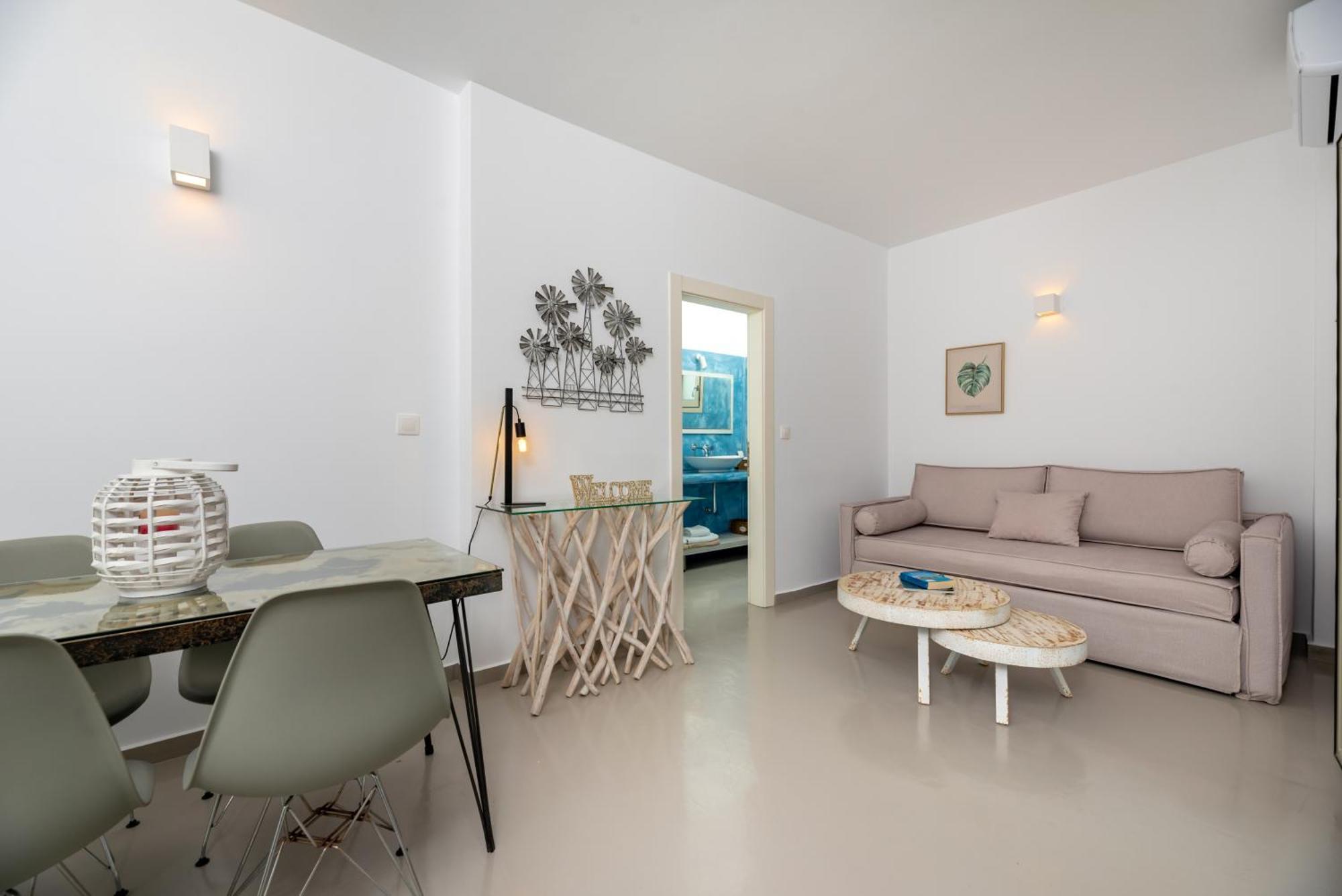 Aerenia Luxury Suites Karterados  Dış mekan fotoğraf