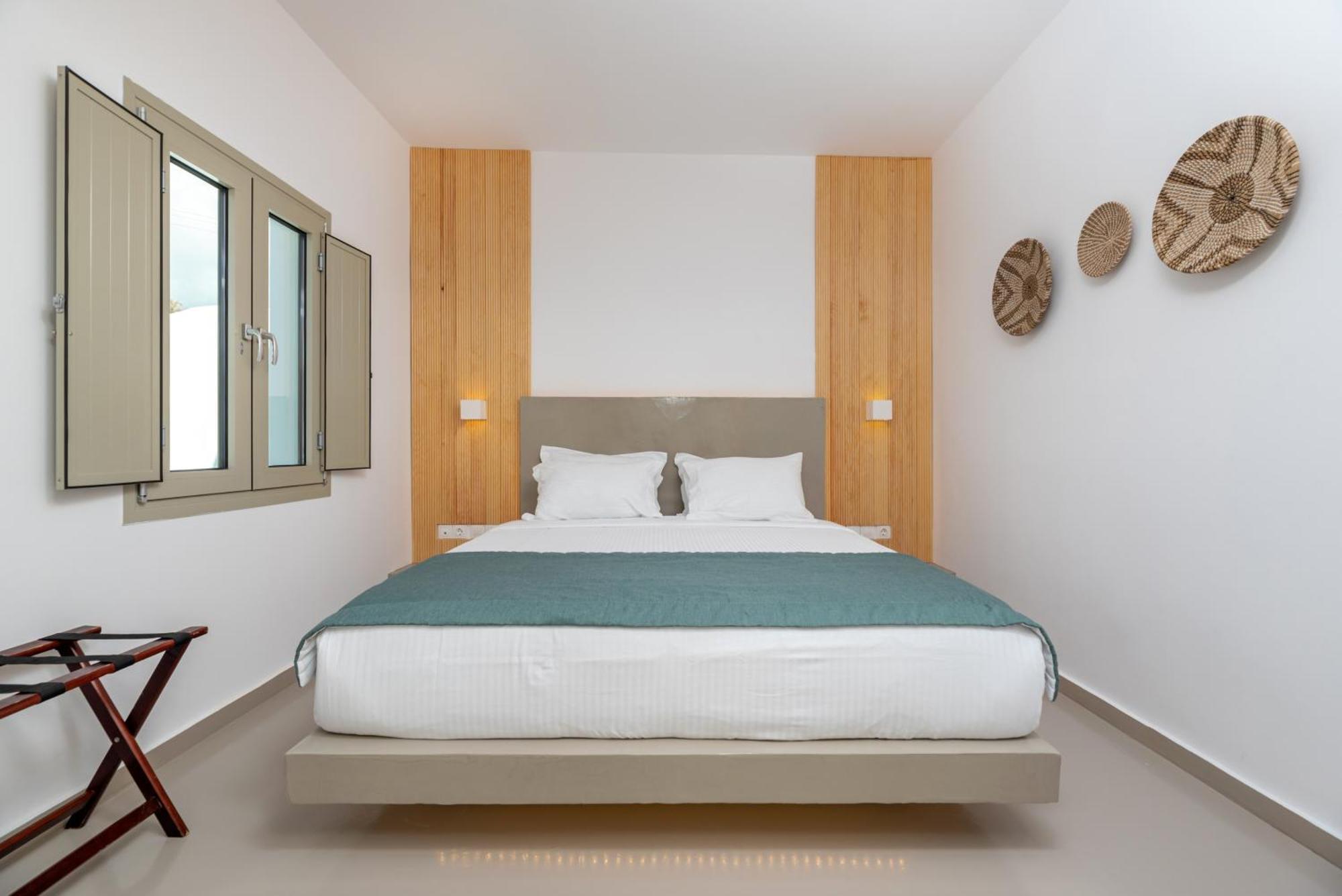 Aerenia Luxury Suites Karterados  Dış mekan fotoğraf